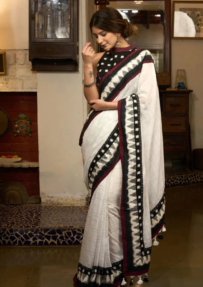 STYLISH OFWHITE COLOR IKKHAT D/P COTTON LINEN SAREE