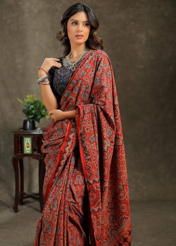 PRO STYLIST RED  AJRAKH  WALE MODAL SILK SAREE