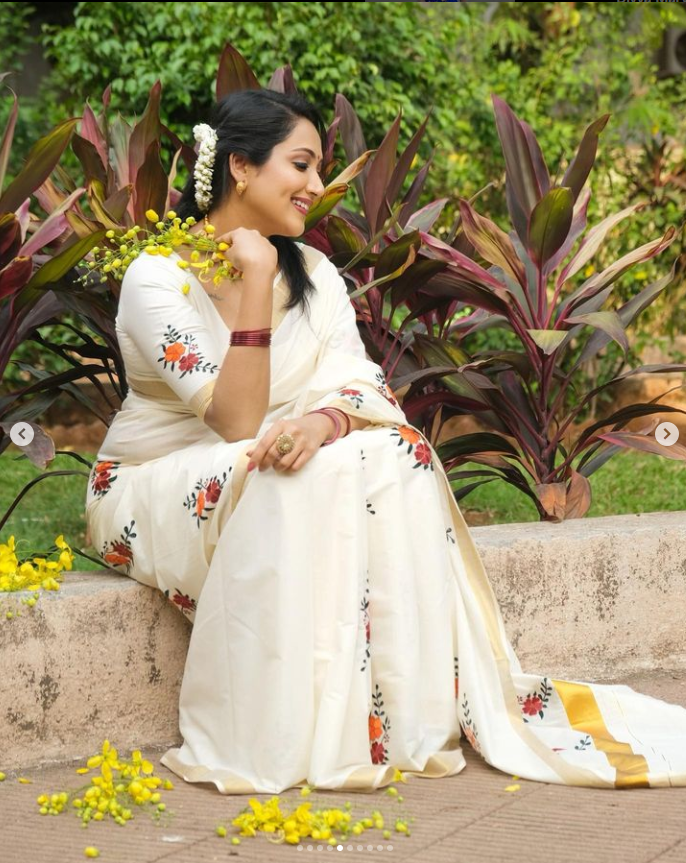 GULMOHAR  WALE  COTTON LINEN SAREE